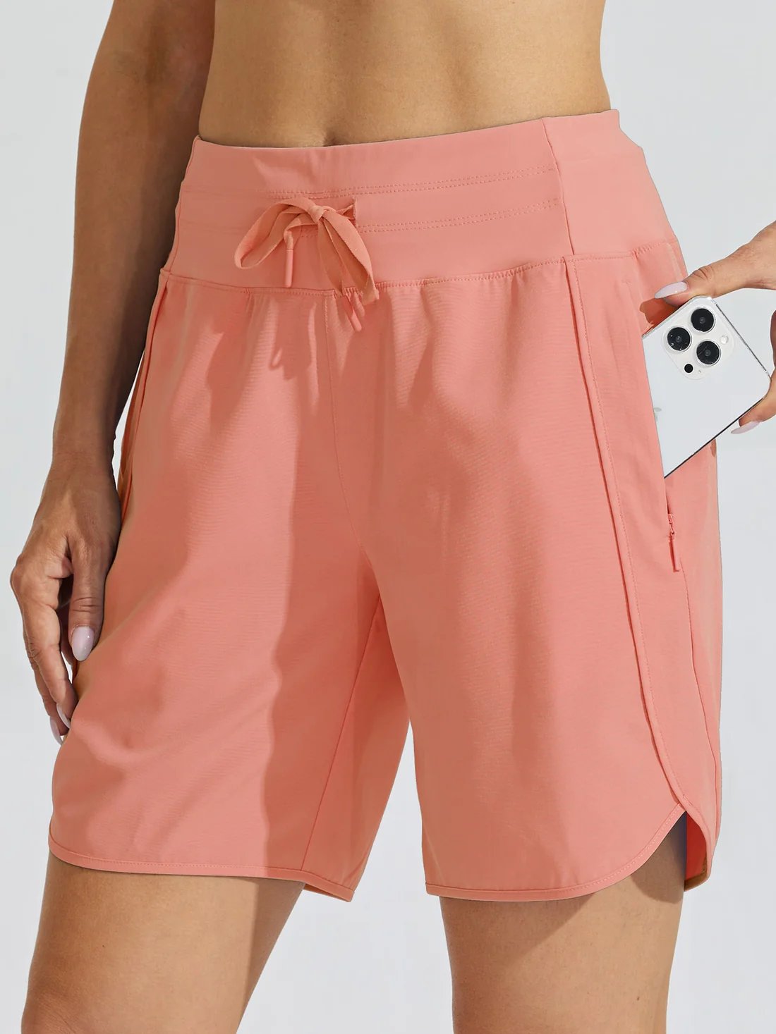 Short deportivo mujer cintura alta con cordón y bolsillos