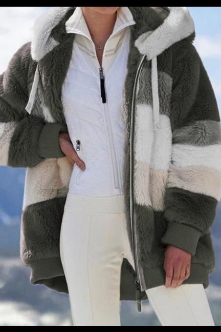 Chaqueta cálida mujer con capucha y bloques de color
