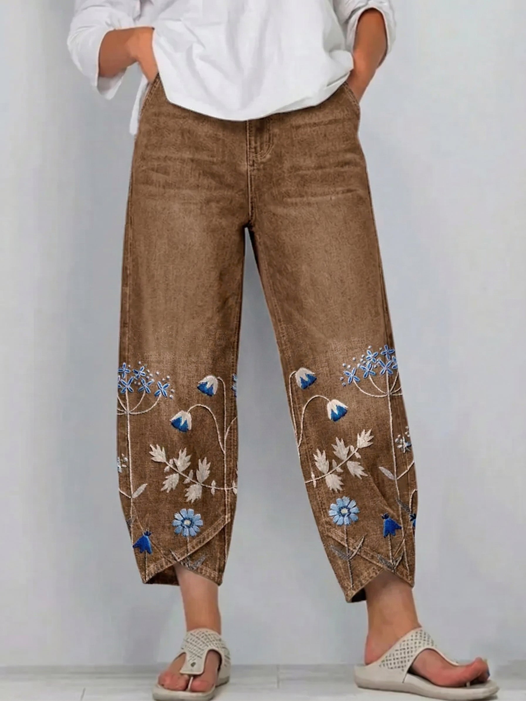 Pantalón mujer denim algodón bordado floral bajo pierna corte recto casual boho