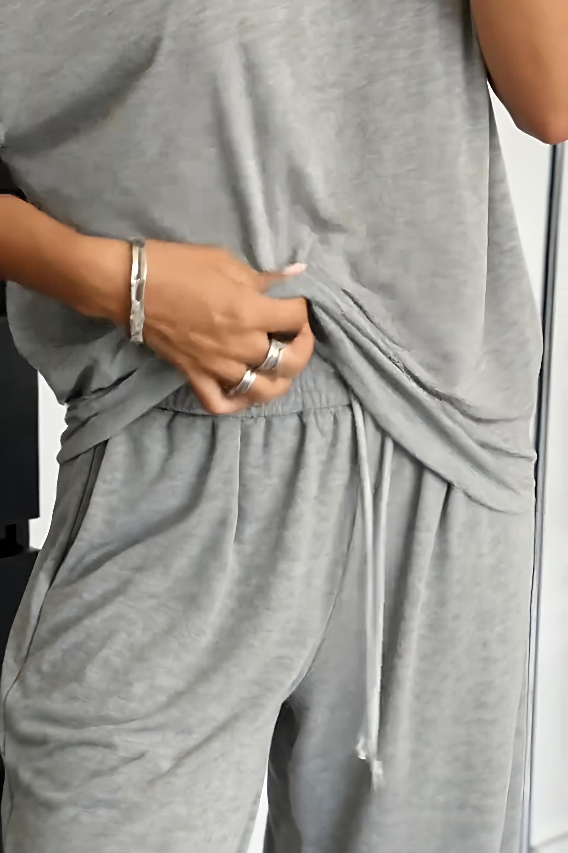 Conjunto mujer hombro descubierto pantalón amplio casual