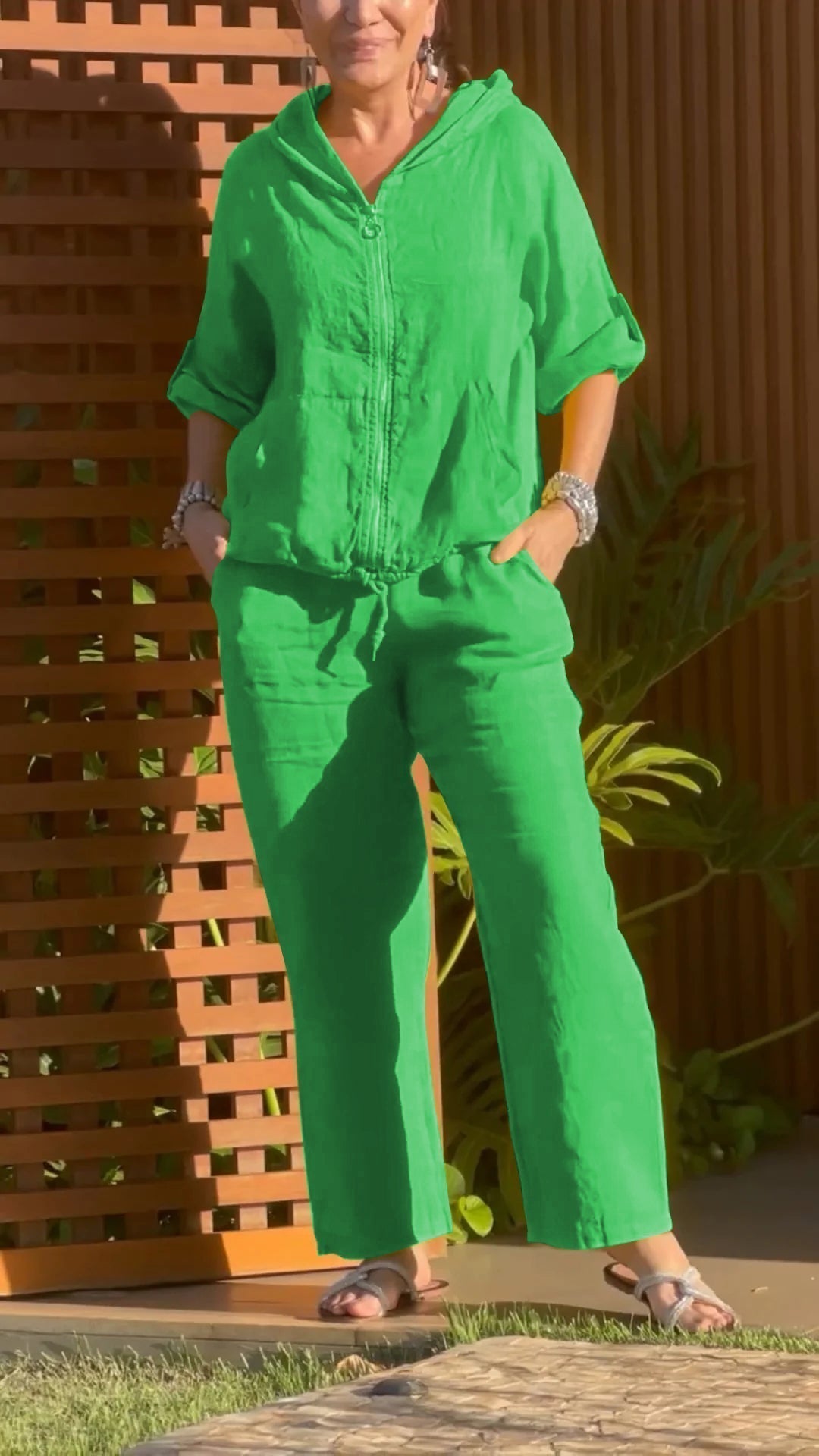 Conjunto Mujer Verano Casual – Algodón y Lino con Capucha y Cremallera