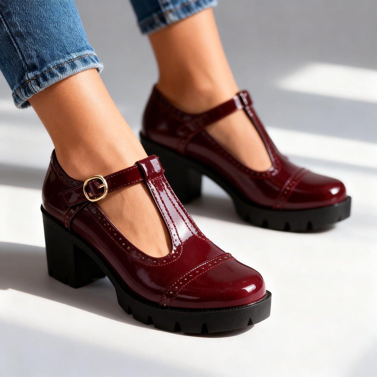Zapatos brogue para mujer con correa en T y tacón de bloque