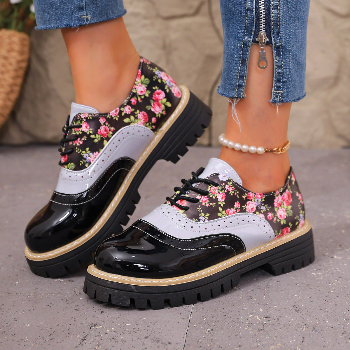 Zapatos Oxford de mujer con estampado floral y suela gruesa