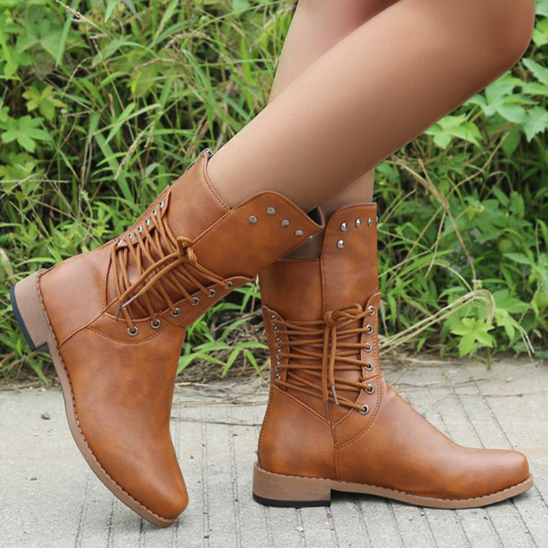 Botines de mujer con cordones, remaches y tacón bajo