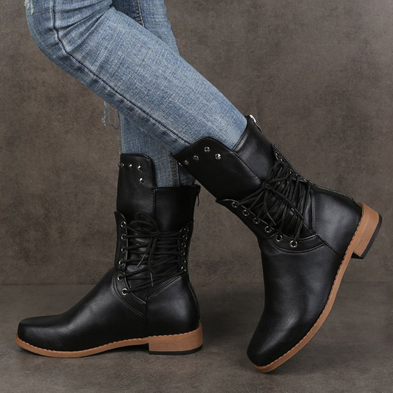 Botines de mujer con cordones, remaches y tacón bajo