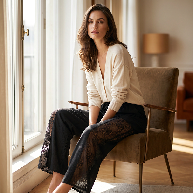 Pantalón mujer fluido con encaje floral y cordón ajustable