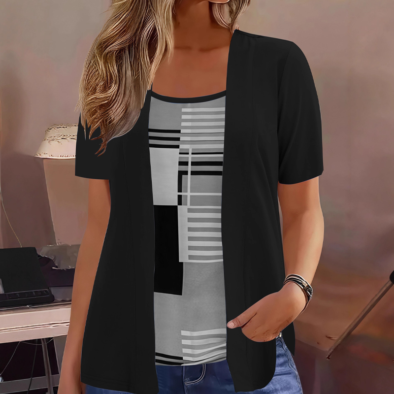 Camiseta mujer efecto superpuesto con estampado geométrico