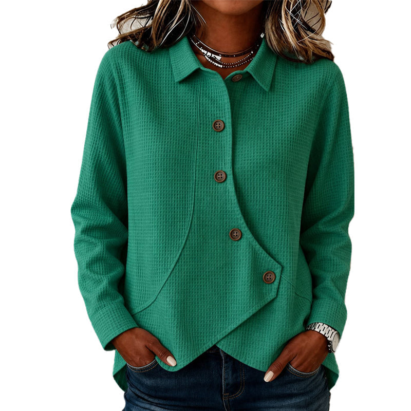Blusa mujer texturizada con botones y bajo asimétrico