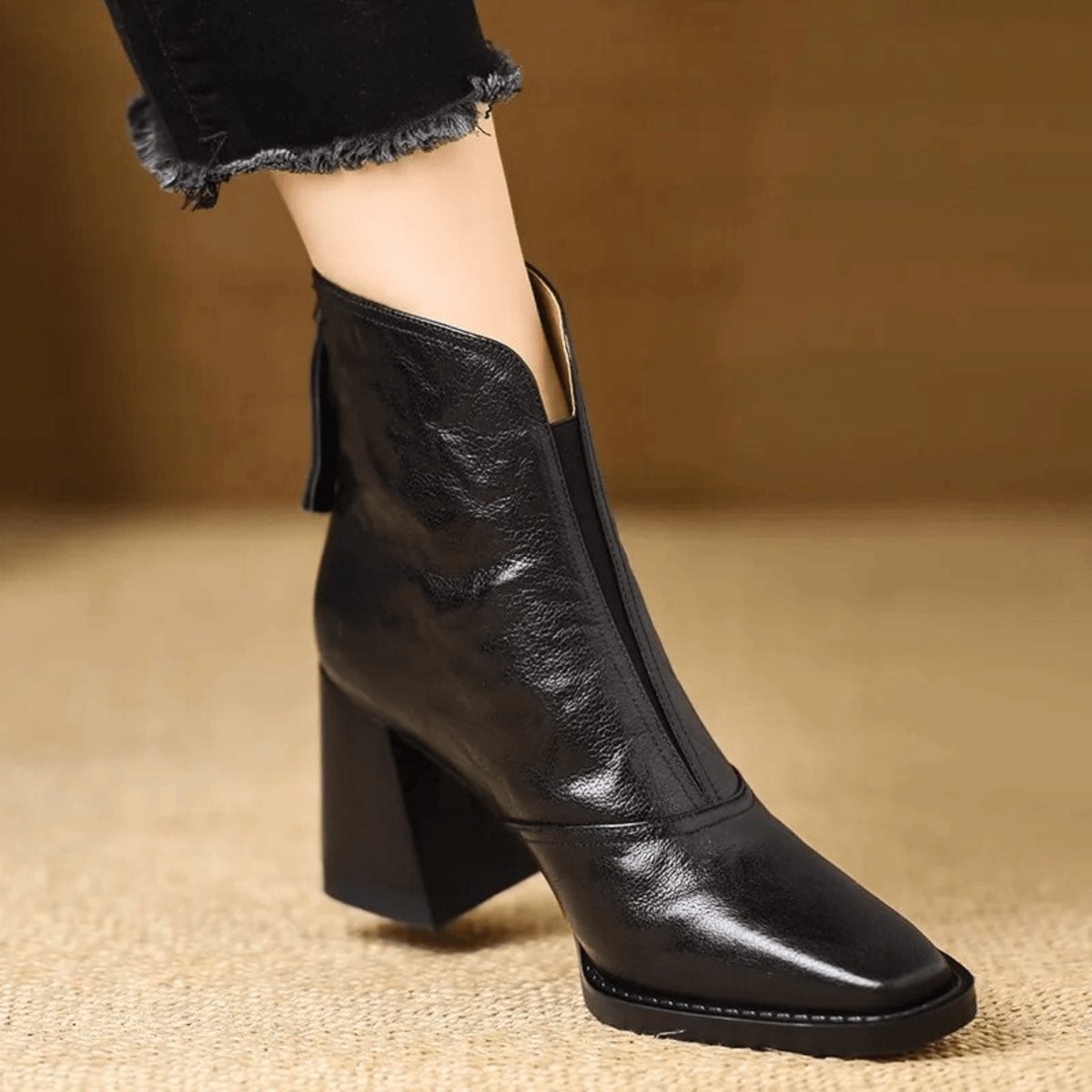 Botines de mujer con tacón cuadrado y punta cuadrada